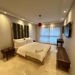 Les Joyeux Luxury Suites & Appart