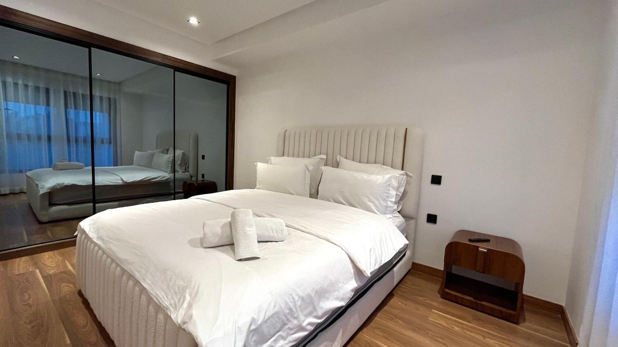 Les Joyeux Luxury & Casablanca